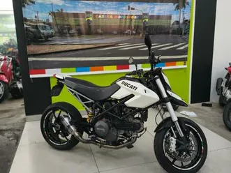 ducati hypermotard 796