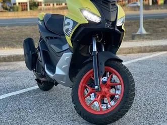 aprilia sr gt sport 125 seixal, arrentela e aldeia de paio pires