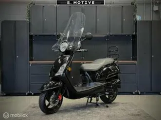 sym bromscooter fiddle 2/ii 2022 1eig vol opties beugels 45k — scooters | sym — marktplaats