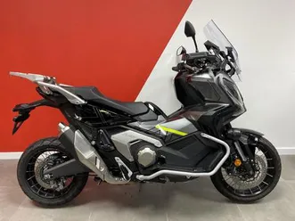 honda x-adv 750 dct euro 5 745 cc