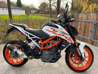 ktm duke 390