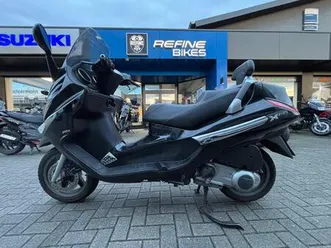 piaggio x-evo 250