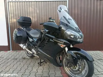 kawasaki gtr