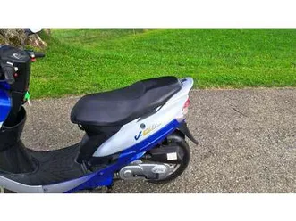 v-clic - 4takt 49 ccm moped euro 4 tausch escooter