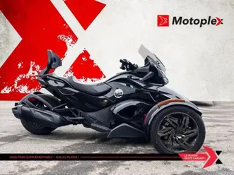 2016 can am spyder sts se6