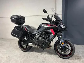 ② kawasaki versys 650 gt met nog extra opties