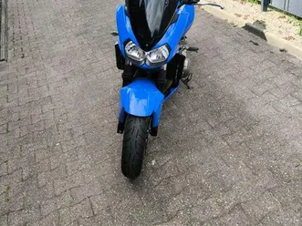 verkaufe oder tausche meine kawasaki zr750j