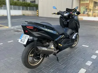 yamaha x-max 300