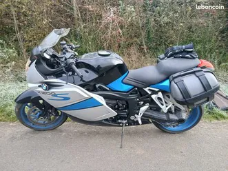 k1200s, 46500km, parfait état