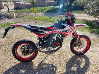 moto rieju mrt 50 sm pro trophy