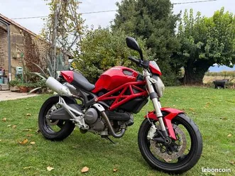 ducati monster 696 +