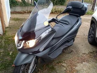 piaggio x10