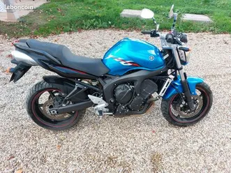 moto yamaha fz6 s2