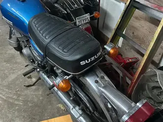 1976 suzuki gt 500 2 cyl air cooled twin !! collectors soecial !