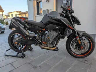 ktm 890 duke viele power parts & akrapovic