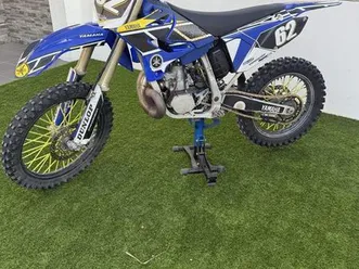 vendo yz250 2t matriculada 2006 charneca de caparica e sobreda