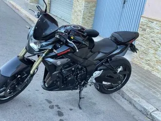 suzuki - gsr 750 2012