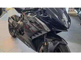 f3 800 rr (2022 - 25)