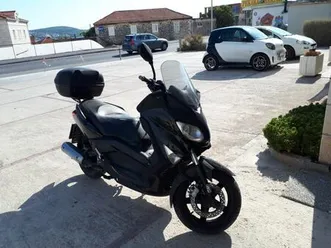 yamaha x-max 249 cm3, 2011 god.