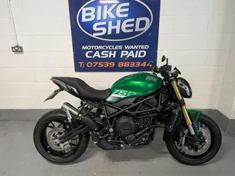 benelli 752 s 2024 same owner from new. only 1000 miles full service history.