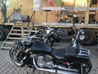 harley davidson v rod muscle abrantes (são vicente e são joão) e alferrarede