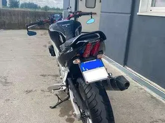 suzuki sv 650 nero