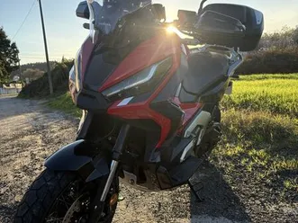 honda x- adv 750 ( aceito retomas motos ) nogueira e silva escura