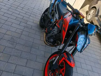 ktm duke 790