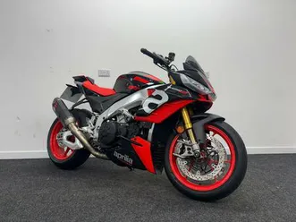 aprilia tuono v4 1100 factory 1077 cc