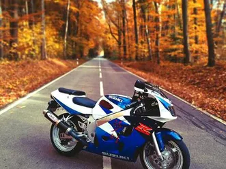 suzuki gsxr 600 srad