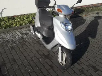 leichtkraftrad (roller) suzuki ue 125