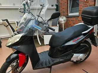 generic soho , roller , motorroller