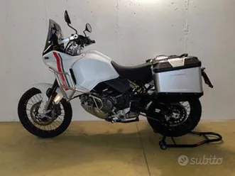 ducati desertx - 2024