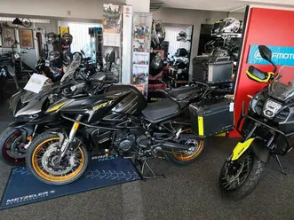 qj motor srt 900 sx adventure abs tcs kofferset griff sitzheizung