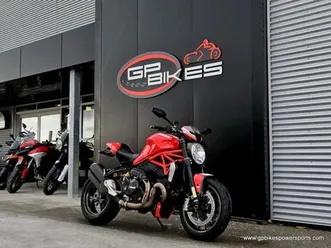 2016 ducati monster 1200 r red
