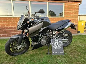 ② ktm superduke 990