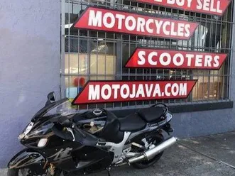 06 suzuki hayabusa gsxr1300 one owner very clean low price