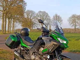 ② kawasaki versys 1000 s