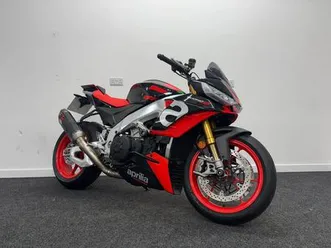 aprilia tuono v4 1100 factory