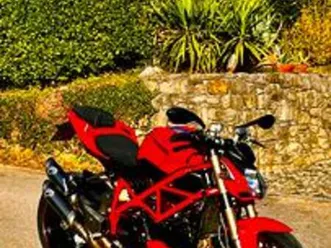 ducati streetfighter 848