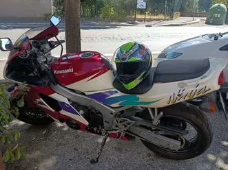 kawasaki ninja zx-6r rosso