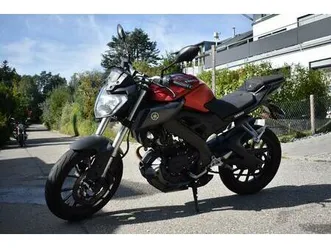 yamaha mt-125 nakedbike rot/schwarz
