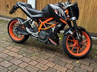 ktm duke 390