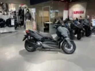 yamaha x-max 300