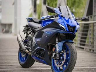 yamaha r7