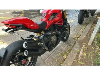 ducati - 1200s monster