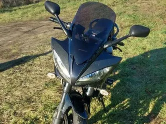 yamaha fzs