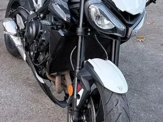 triumph street triple 765 r