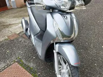 honda sh 150 grigio