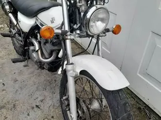 suzuki, van van, 2009, 124 (cc)